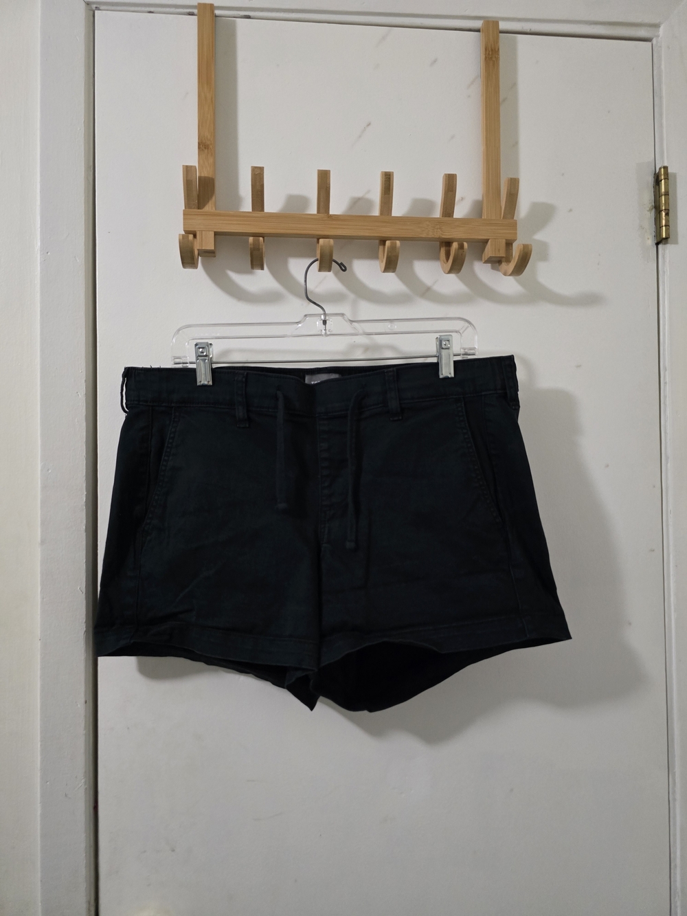 ✨ Torrid Black Drawstring Utility Shorts ✨